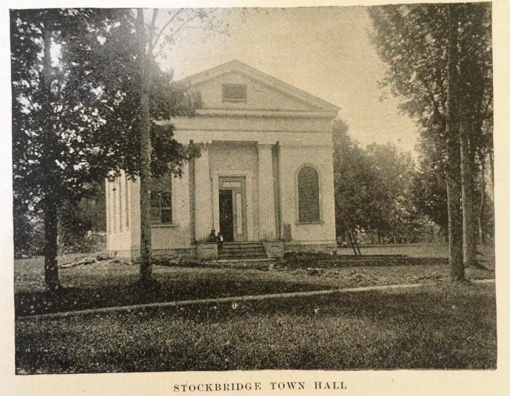 1839 Town House, later incorporated into the back of the 1904 Town Hall